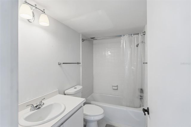 4485 GULF OF MEXICO DRIVE 402, Longboat Key, FL 34228