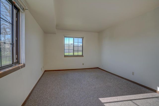 1525 Kenilworth Court, Stoughton, WI 53589