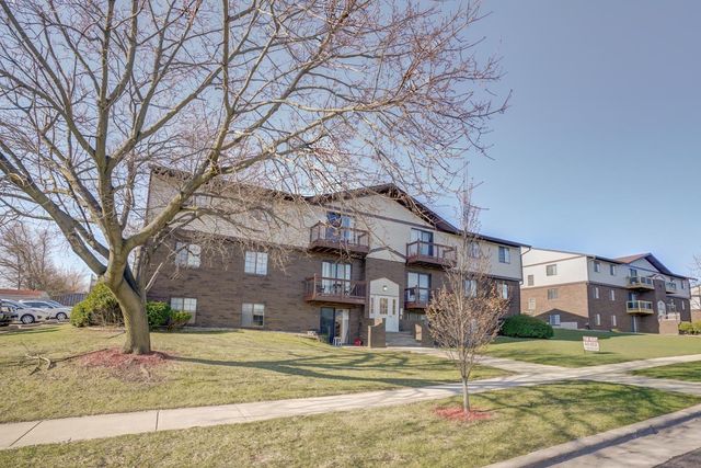 1525 Kenilworth Court, Stoughton, WI 53589