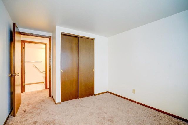 1525 Kenilworth Court, Stoughton, WI 53589