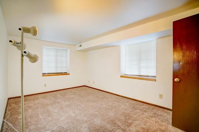 1525 Kenilworth Court, Stoughton, WI 53589