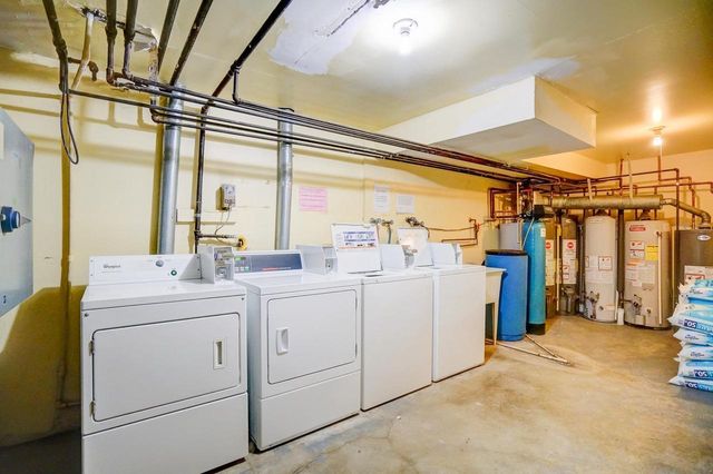 1525 Kenilworth Court, Stoughton, WI 53589