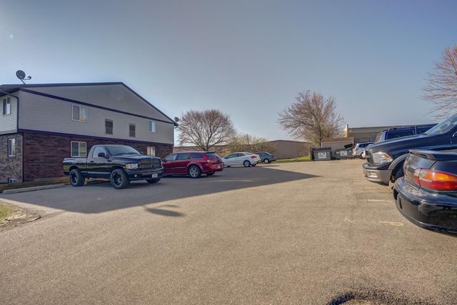 1525 Kenilworth Court, Stoughton, WI 53589