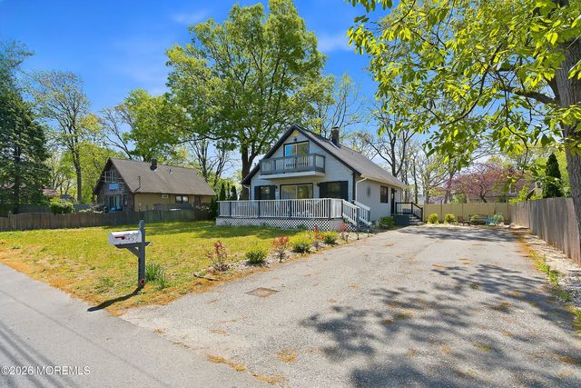 957 Cypress Avenue, Brick, NJ 08723