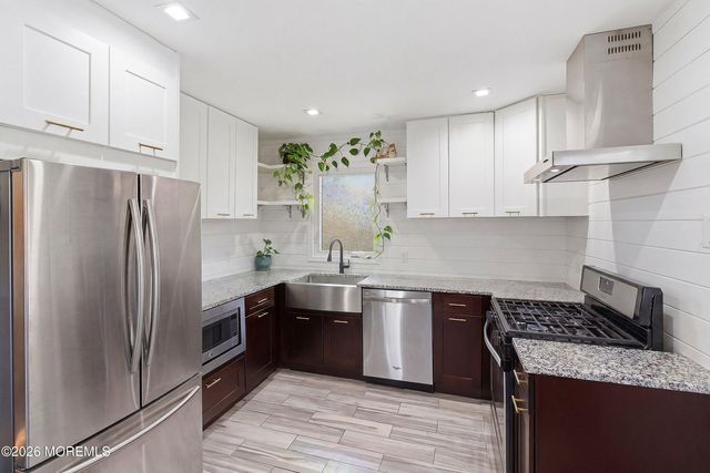 957 Cypress Avenue, Brick, NJ 08723