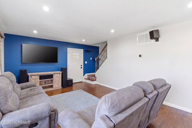 957 Cypress Avenue, Brick, NJ 08723