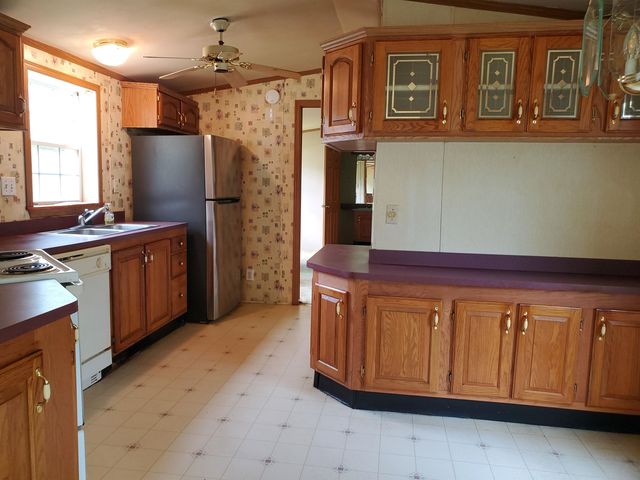 19 Heritage Drive, Eliot, ME 03903