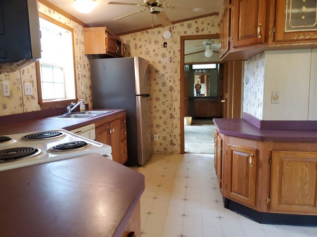 19 Heritage Drive, Eliot, ME 03903