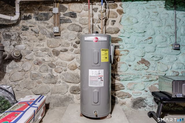 735 Matthews Street, Bristol, CT 06010