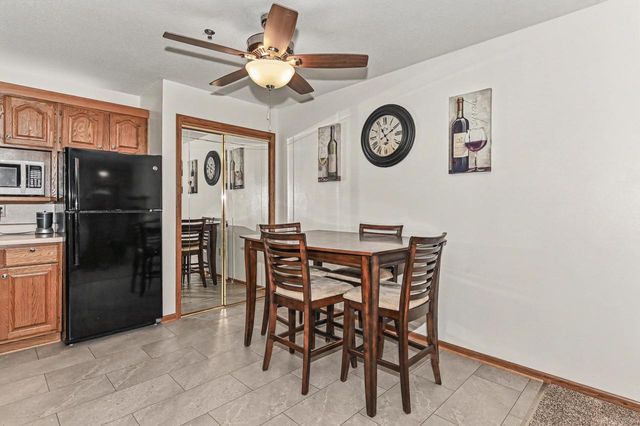 17360 W Lincoln AVENUE, New Berlin, WI 53146