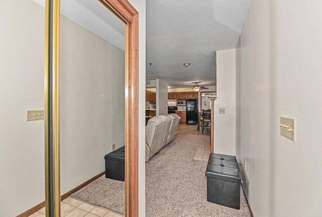 17360 W Lincoln AVENUE, New Berlin, WI 53146