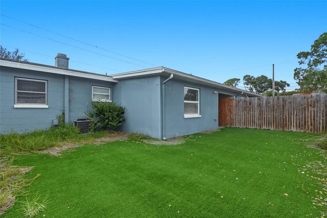 7301 8TH STREET N, St Petersburg, FL 33702