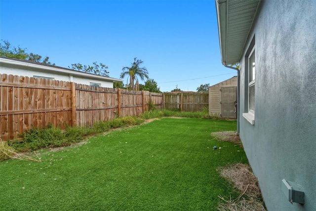 7301 8TH STREET N, St Petersburg, FL 33702