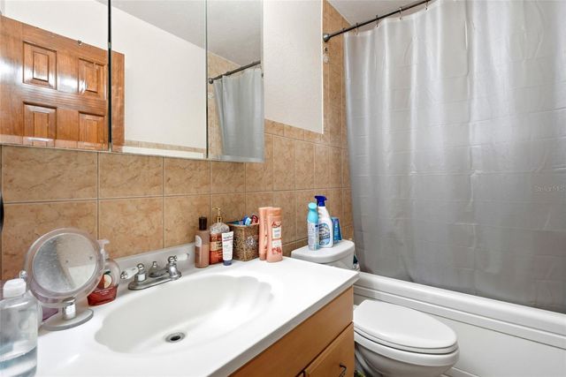 7301 8TH STREET N, St Petersburg, FL 33702