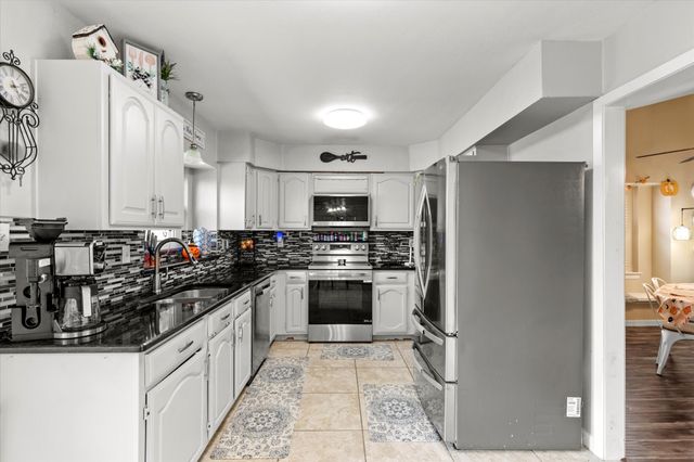 8301 Kensington Drive, Rowlett, TX 75088