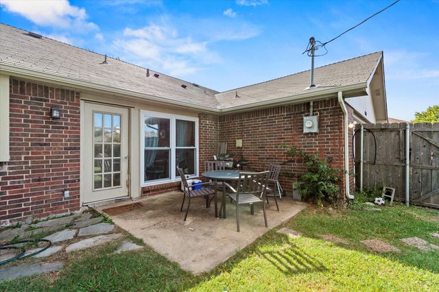 8301 Kensington Drive, Rowlett, TX 75088
