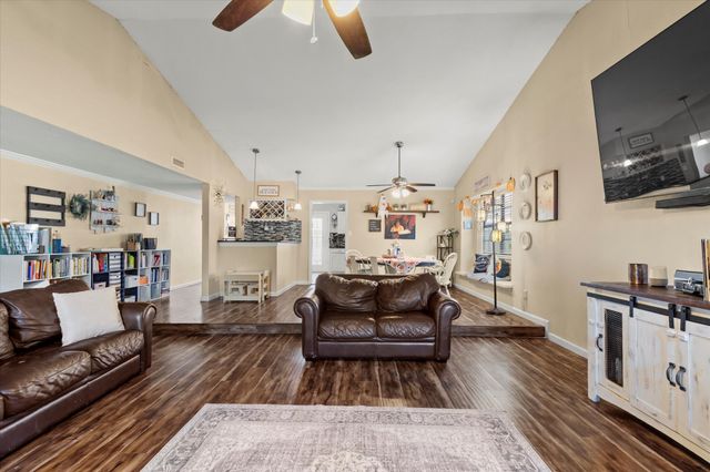 8301 Kensington Drive, Rowlett, TX 75088