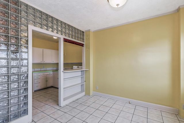 115 S Rutan Ave 5K, Wichita, KS 67218