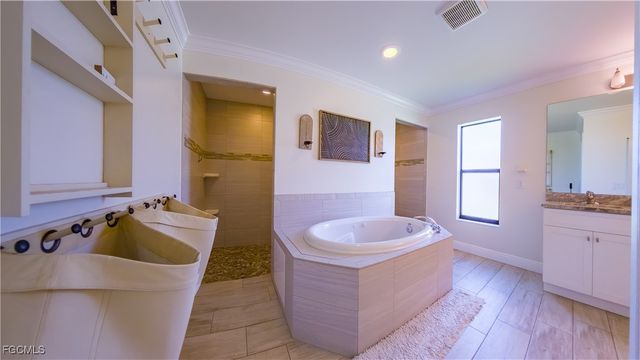 2323 SW 22nd ST, Cape Coral, FL 33991