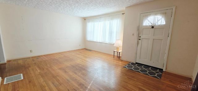 4268 Glenway Avenue, Deer Park, OH 45236