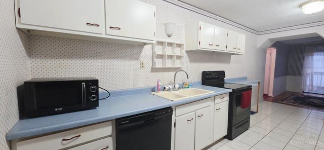 4268 Glenway Avenue, Deer Park, OH 45236