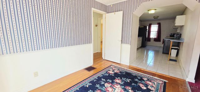 4268 Glenway Avenue, Deer Park, OH 45236