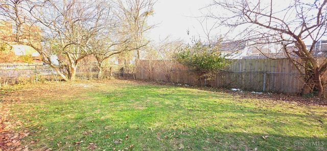 4268 Glenway Avenue, Deer Park, OH 45236