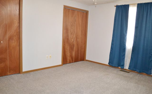 4430 E Ridgewood Road 4430 E Ridgewood Road, Springfield, OH 45503