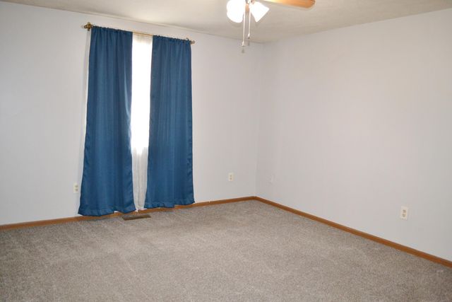 4430 E Ridgewood Road 4430 E Ridgewood Road, Springfield, OH 45503