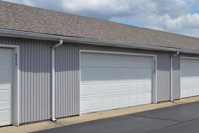 4430 E Ridgewood Road 4430 E Ridgewood Road, Springfield, OH 45503