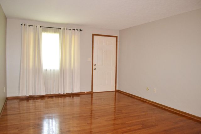 4430 E Ridgewood Road 4430 E Ridgewood Road, Springfield, OH 45503