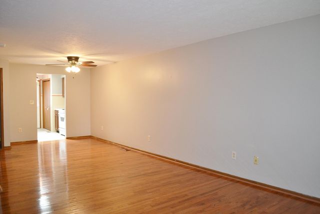 4430 E Ridgewood Road 4430 E Ridgewood Road, Springfield, OH 45503