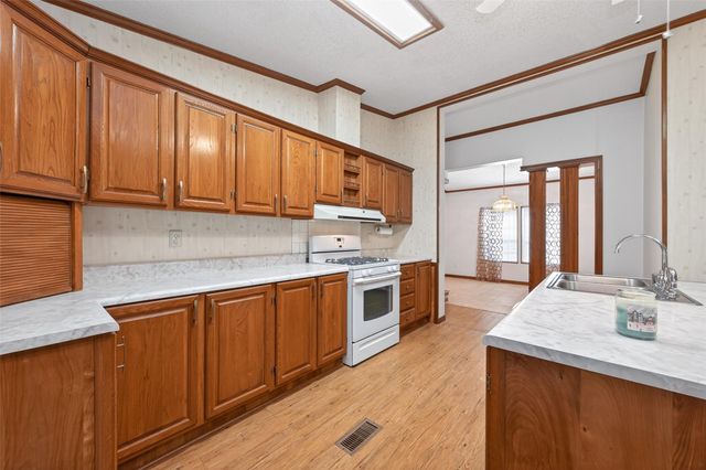 421 Dove Creek Drive, Coldspring, TX 77331