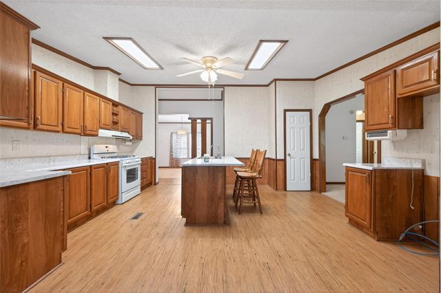 421 Dove Creek Drive, Coldspring, TX 77331