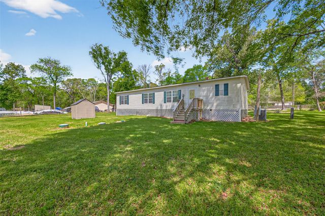 421 Dove Creek Drive, Coldspring, TX 77331