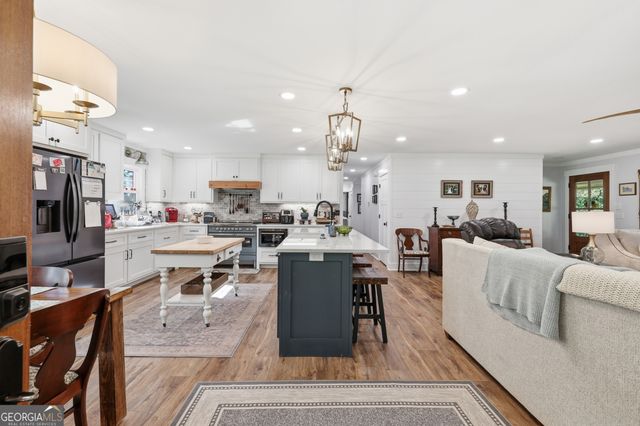 500 Ketron Drive, Clarkesville, GA 30523