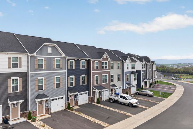 4544 DRYSDALE ST, Rockingham, VA 22801