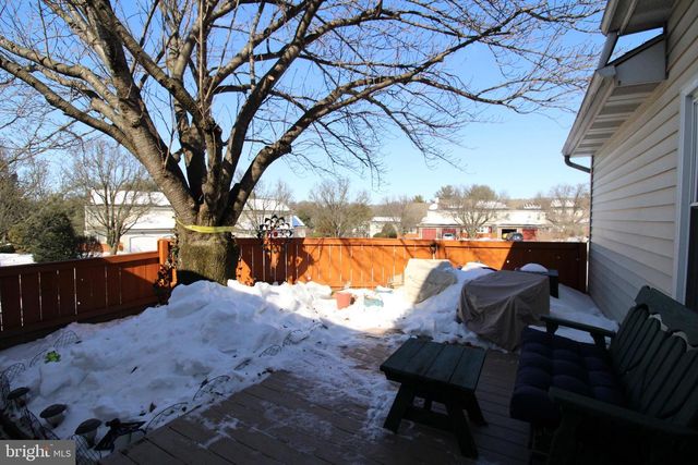 107 TREETOPS DR, Lancaster, PA 17601