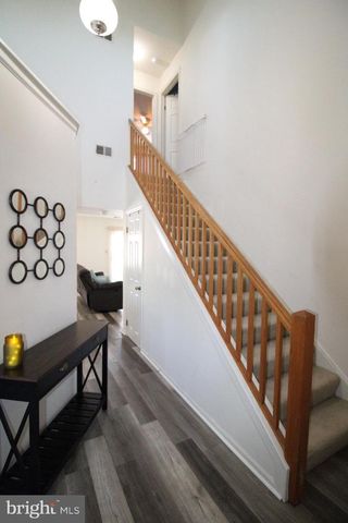 107 TREETOPS DR, Lancaster, PA 17601