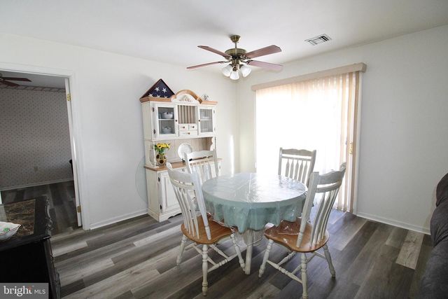 107 TREETOPS DR, Lancaster, PA 17601