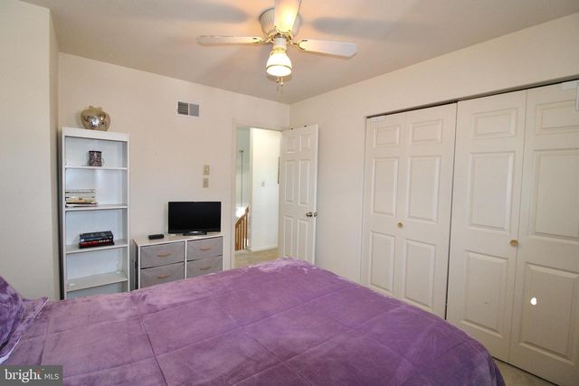 107 TREETOPS DR, Lancaster, PA 17601