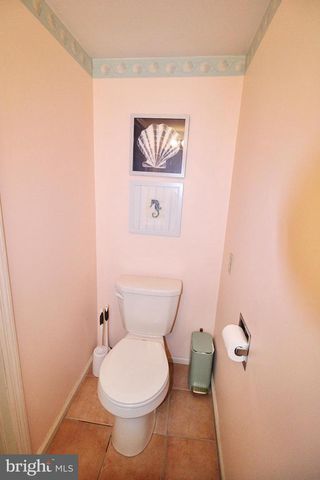 107 TREETOPS DR, Lancaster, PA 17601