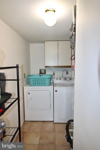 107 TREETOPS DR, Lancaster, PA 17601