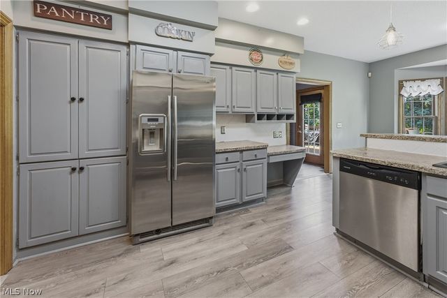 2771 Missenden Street NW, North Canton, OH 44720