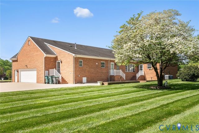 7218 Shelton Pl, Mechanicsville, VA 23116