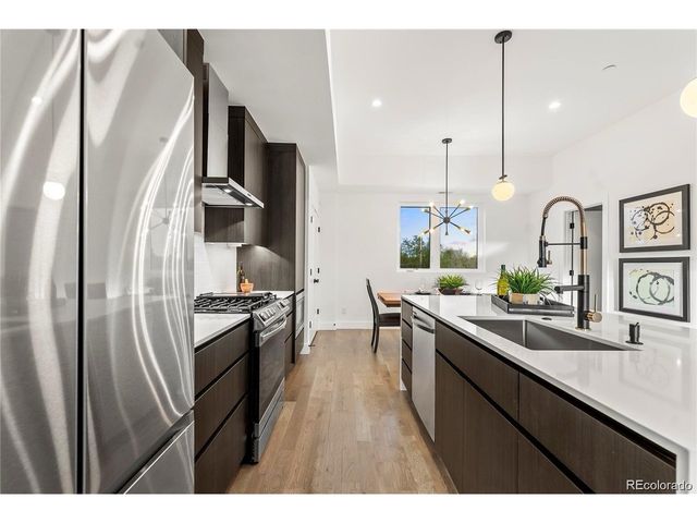 2148 Applewood Dr, Lakewood, CO 80215