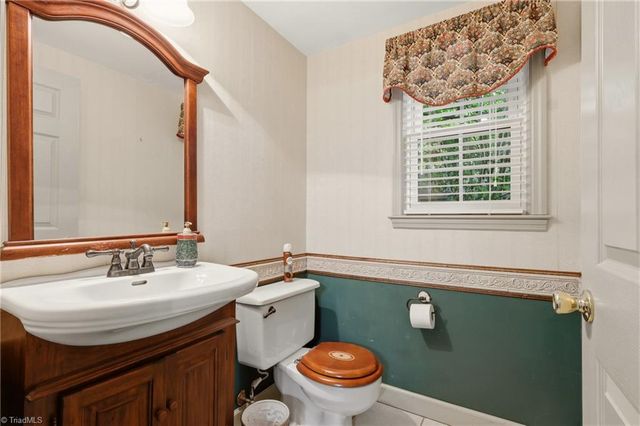 140 Petree Road, Winston-salem, NC 27106