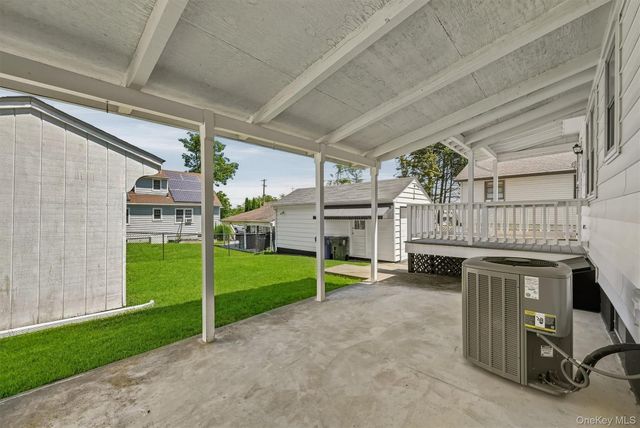 12 Randall Terrace, Middletown, NY 10940