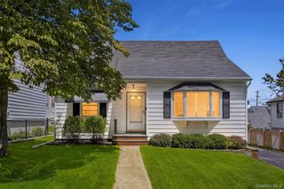 12 Randall Terrace, Middletown, NY 10940