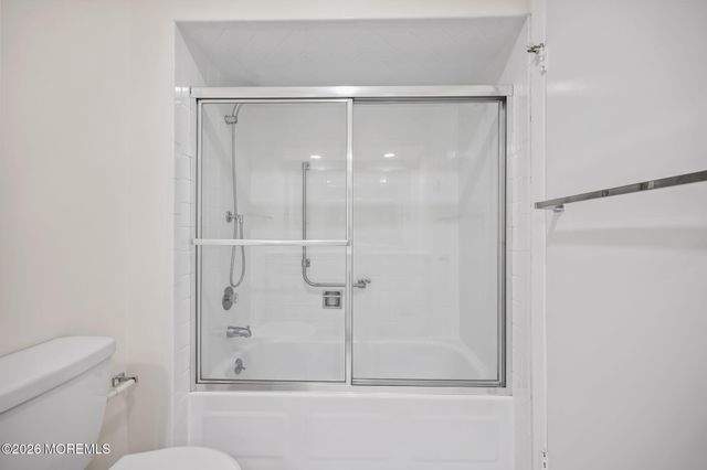 14 Pine Cluster Circle D, Manalapan, NJ 07726